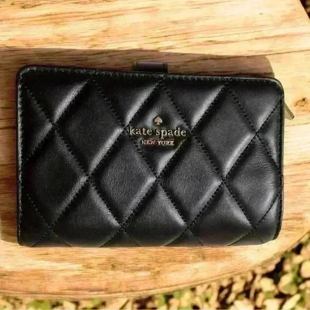 Kate Spade Smooth Quilted Bifold Wallet